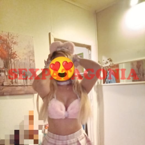 Escort DANNITA     VIP