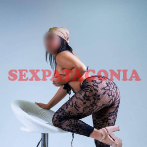 Escort YARA CALIENTE